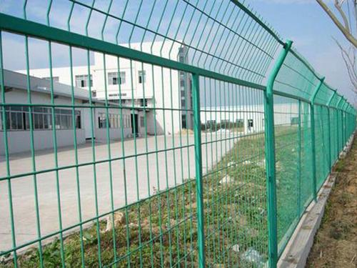 高速公路護欄網